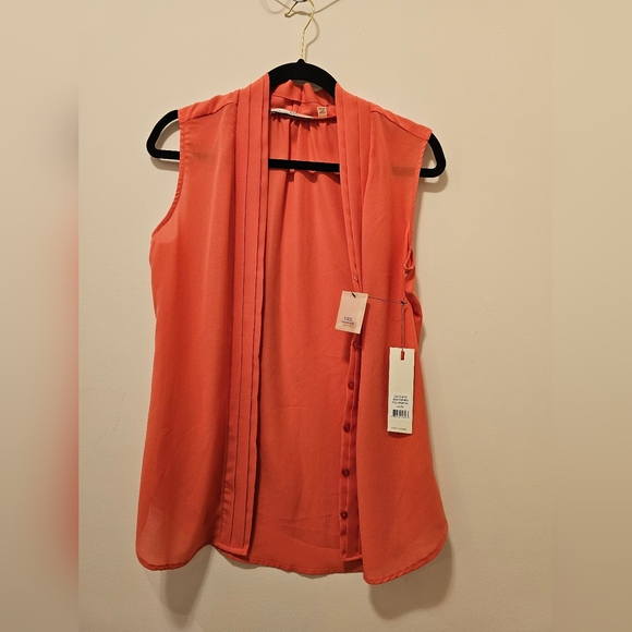 NWT DEX | The Suit Shop New York V-neck Blouse.With buttons.| Sz XS. No flaws. - Picture 2 of 6